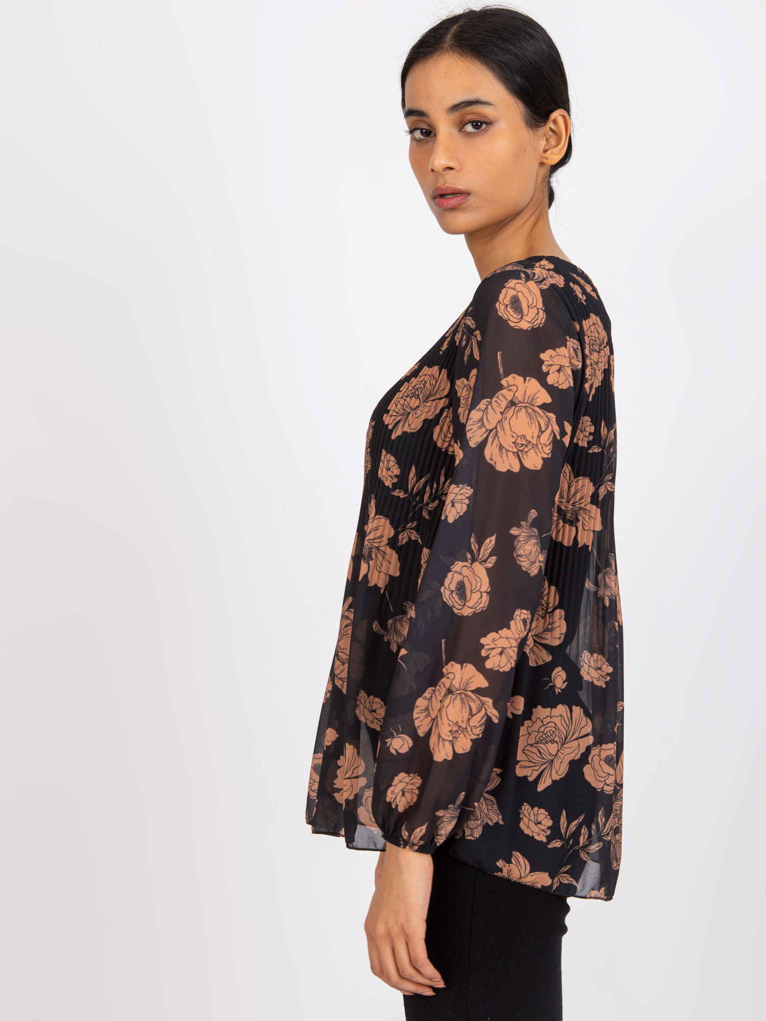 Черно-бежова блуза Liana с вискоза ITALY MODA - Image 3
