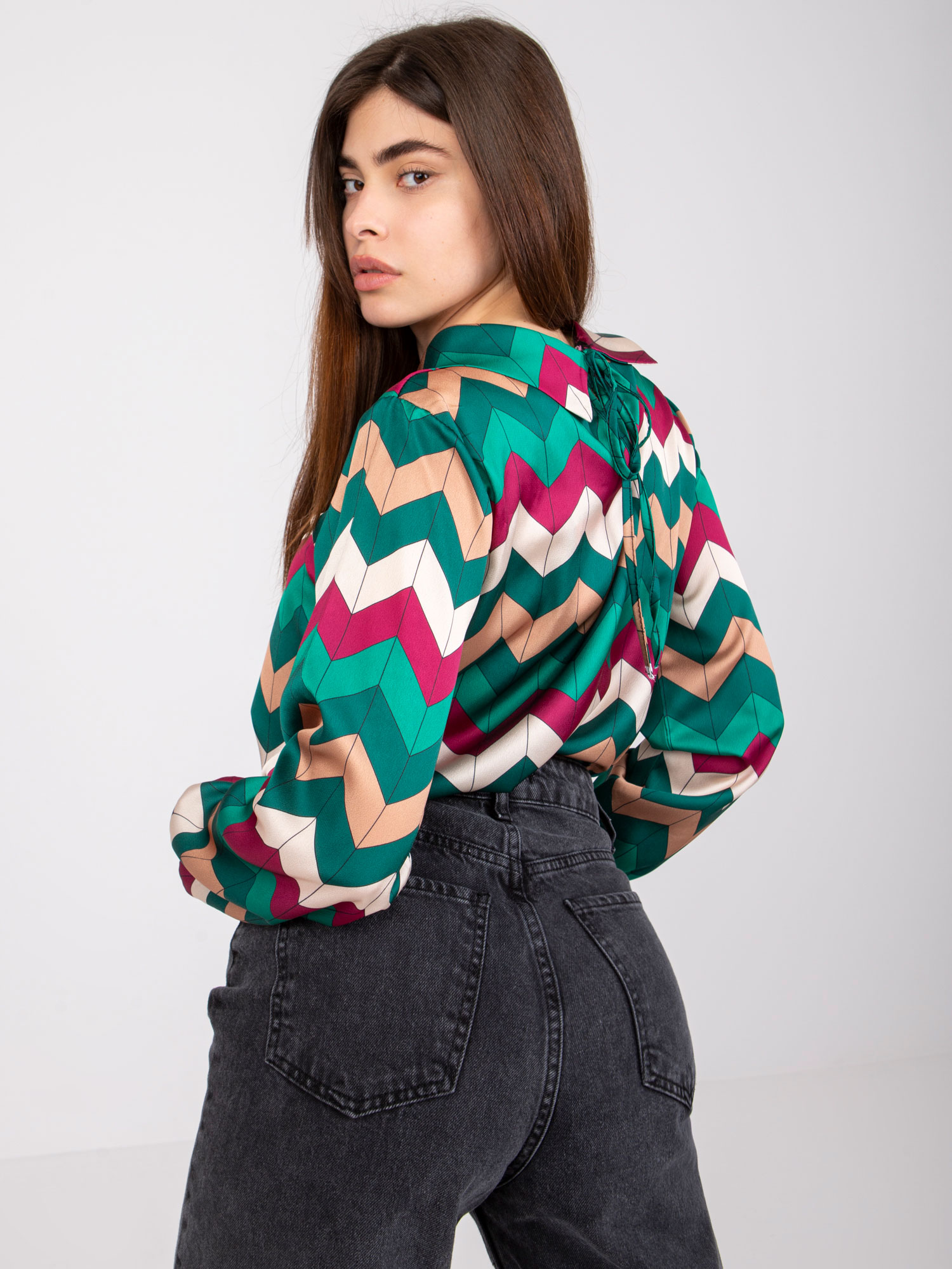 Зелена Блуза Silesia с Връзки на Гърба - ITALY MODA - Image 4
