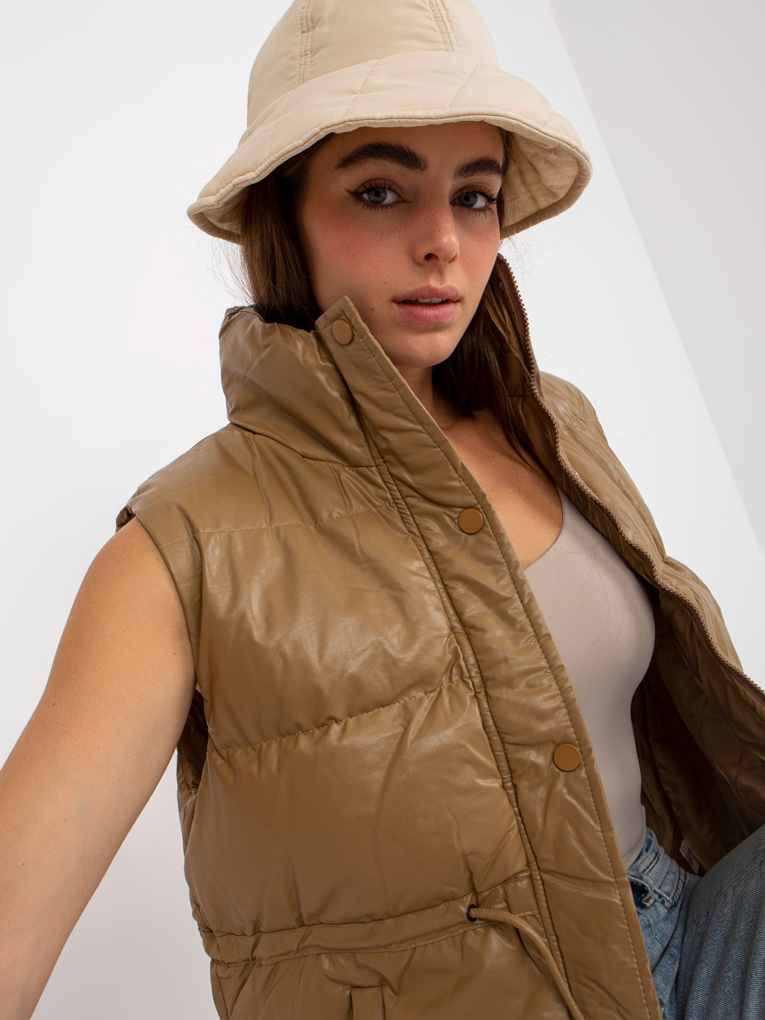 Елегантна Жилетка от Еко Кожа Camel - ELSA.M BY MAY - Image 3