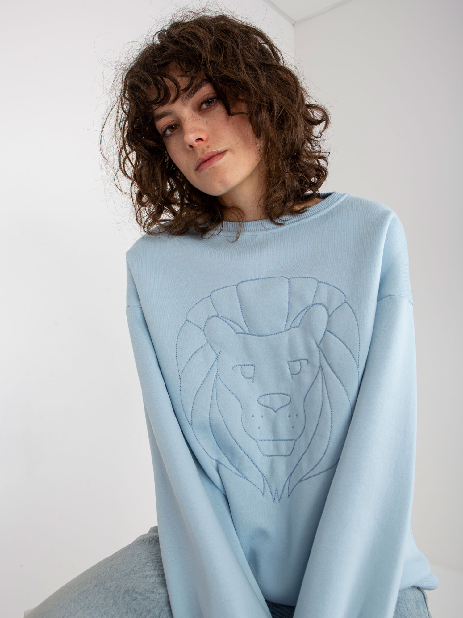 Светлосиня Блуза Без Качулка с Бродерия Ex Moda - Image 2