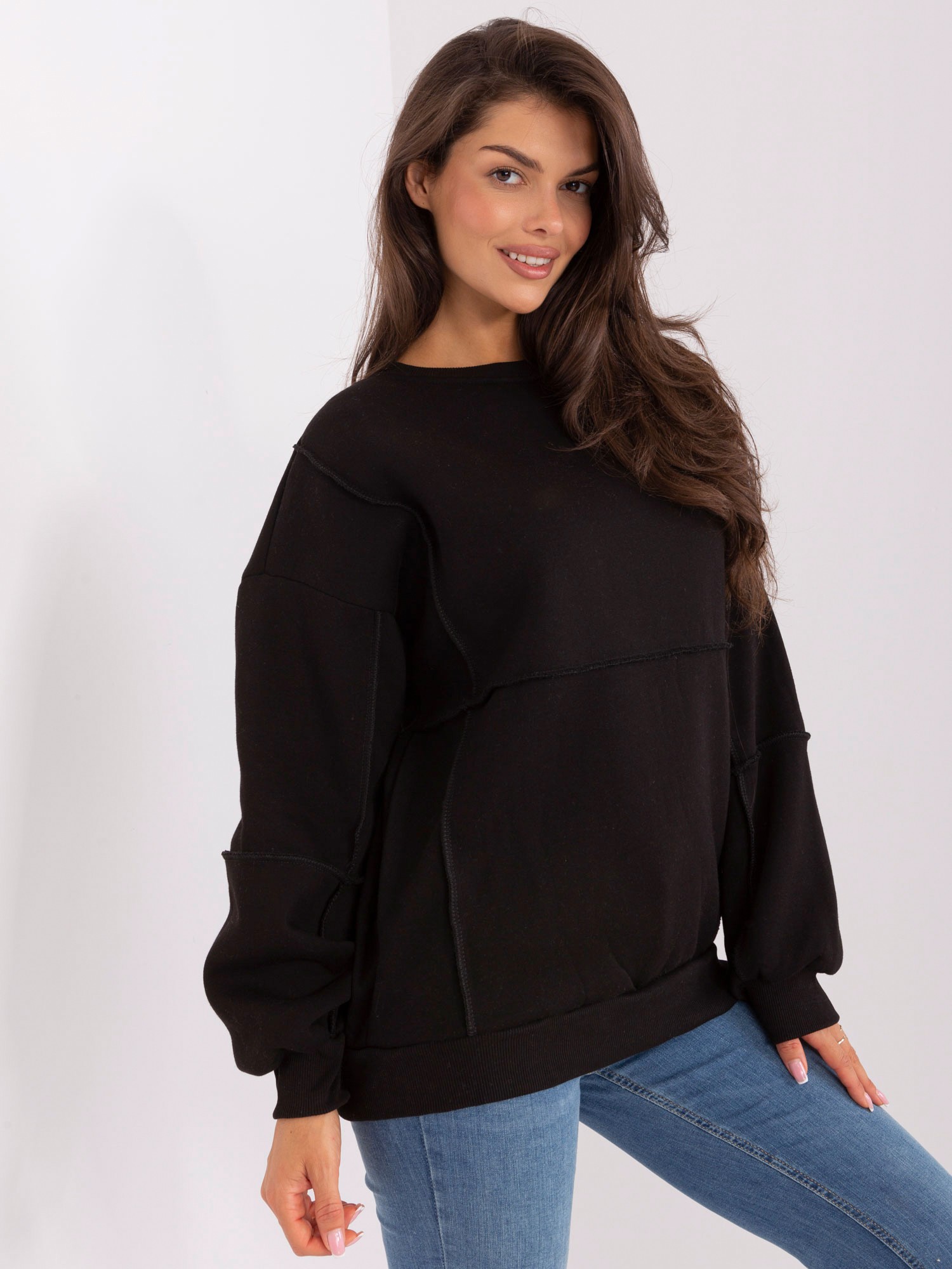Черен Oversize Суитшърт Lily Rose - Удобство и Стил - Image 6