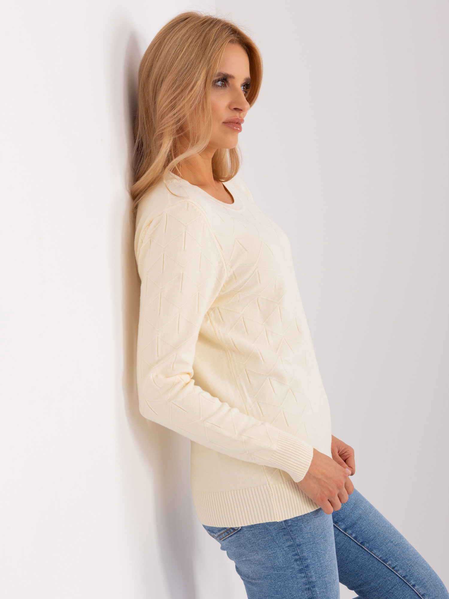 Бежов Дамски Пуловер с Шарки Wool Fashion Italia - Image 5