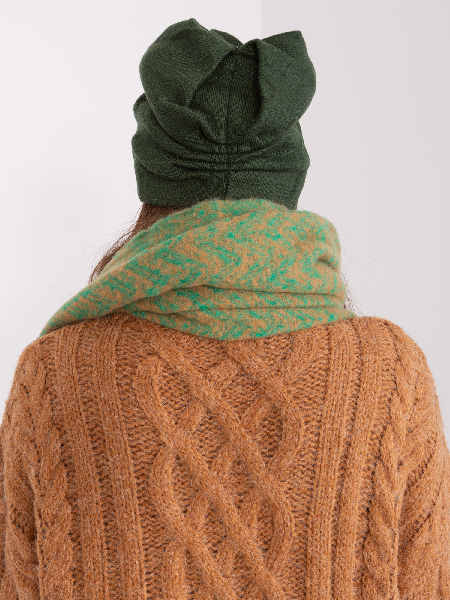 Дамска Шапка Каки с Кристали Wool Fashion - Image 3