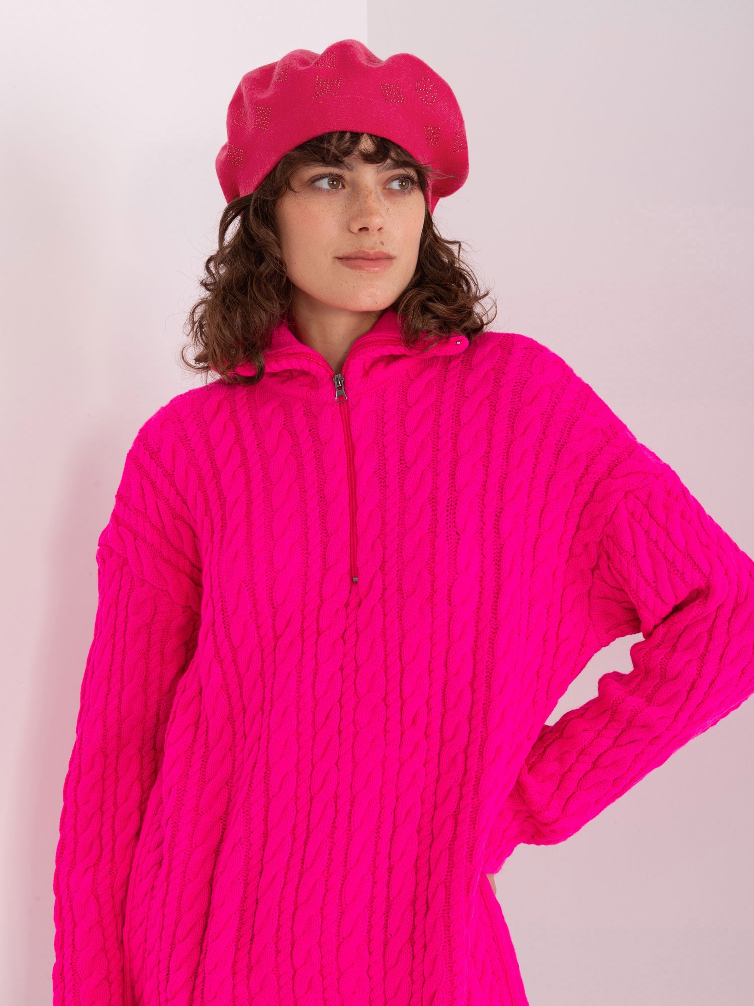 Елегантна Фуксия Барета с Кашмир Wool Fashion Italia - Image 5