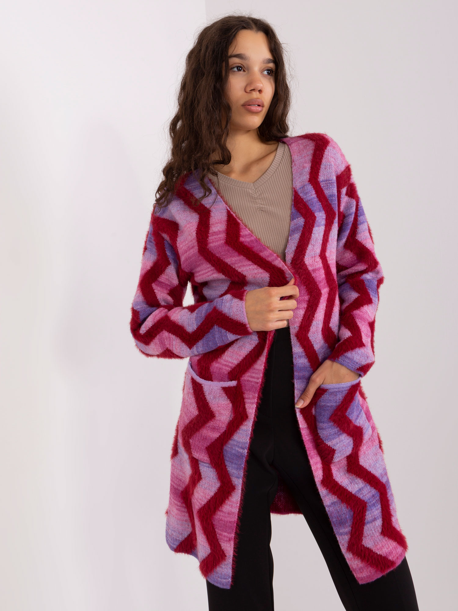 Розова жилетка с геометрични мотиви Wool Fashion Italia - Image 5