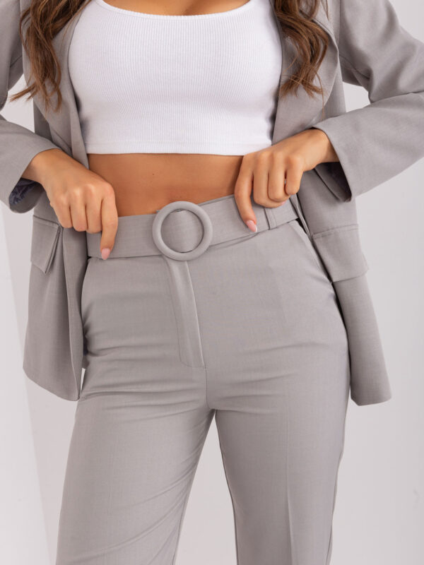 Елегантни сиви панталони ITALY MODA - Комфорт и стил - Image 3