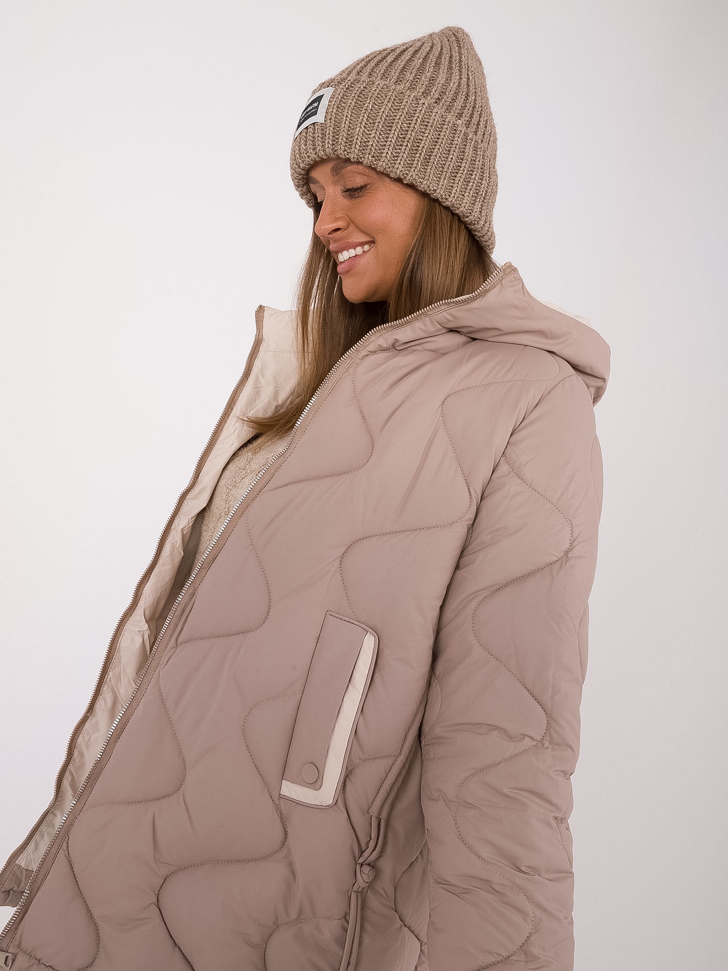 Бежово Яке SHOP SMILE - Елегантно и Удобно - Image 4