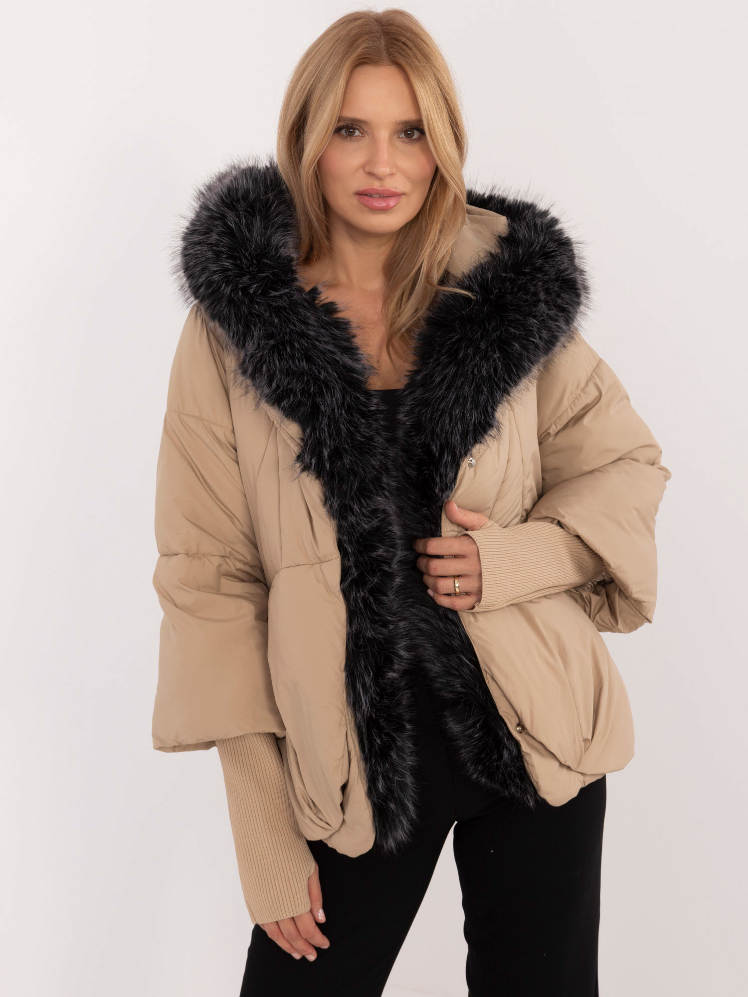 Яке SHOP SMILE Camel - Елегантно и Удобно - Image 4