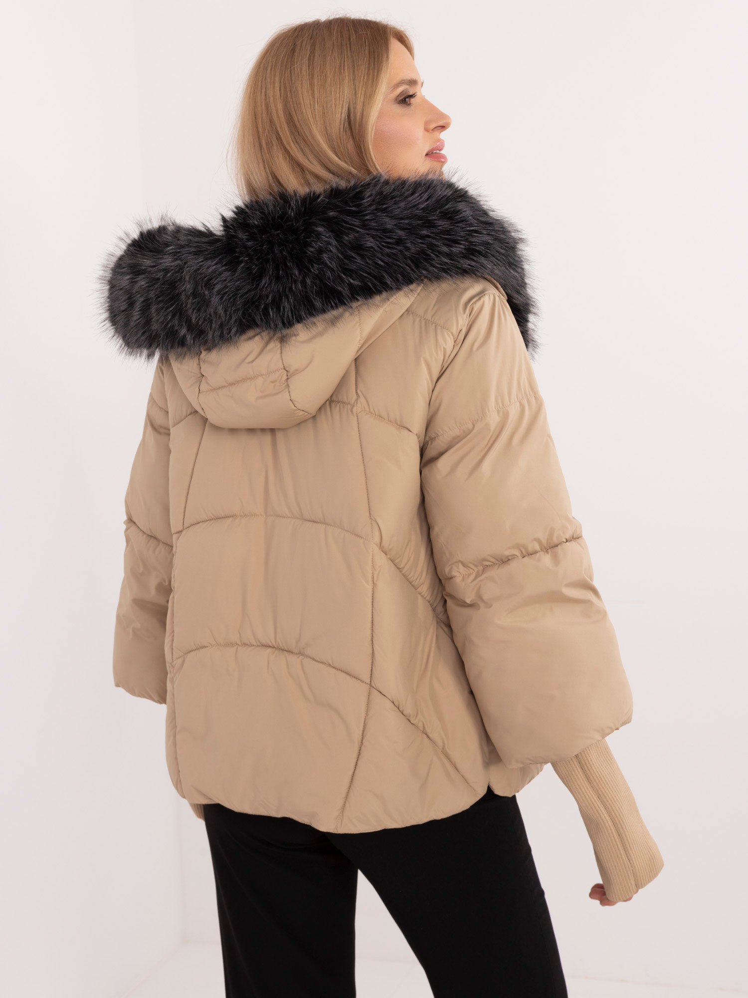 Яке SHOP SMILE Camel - Елегантно и Удобно - Image 5