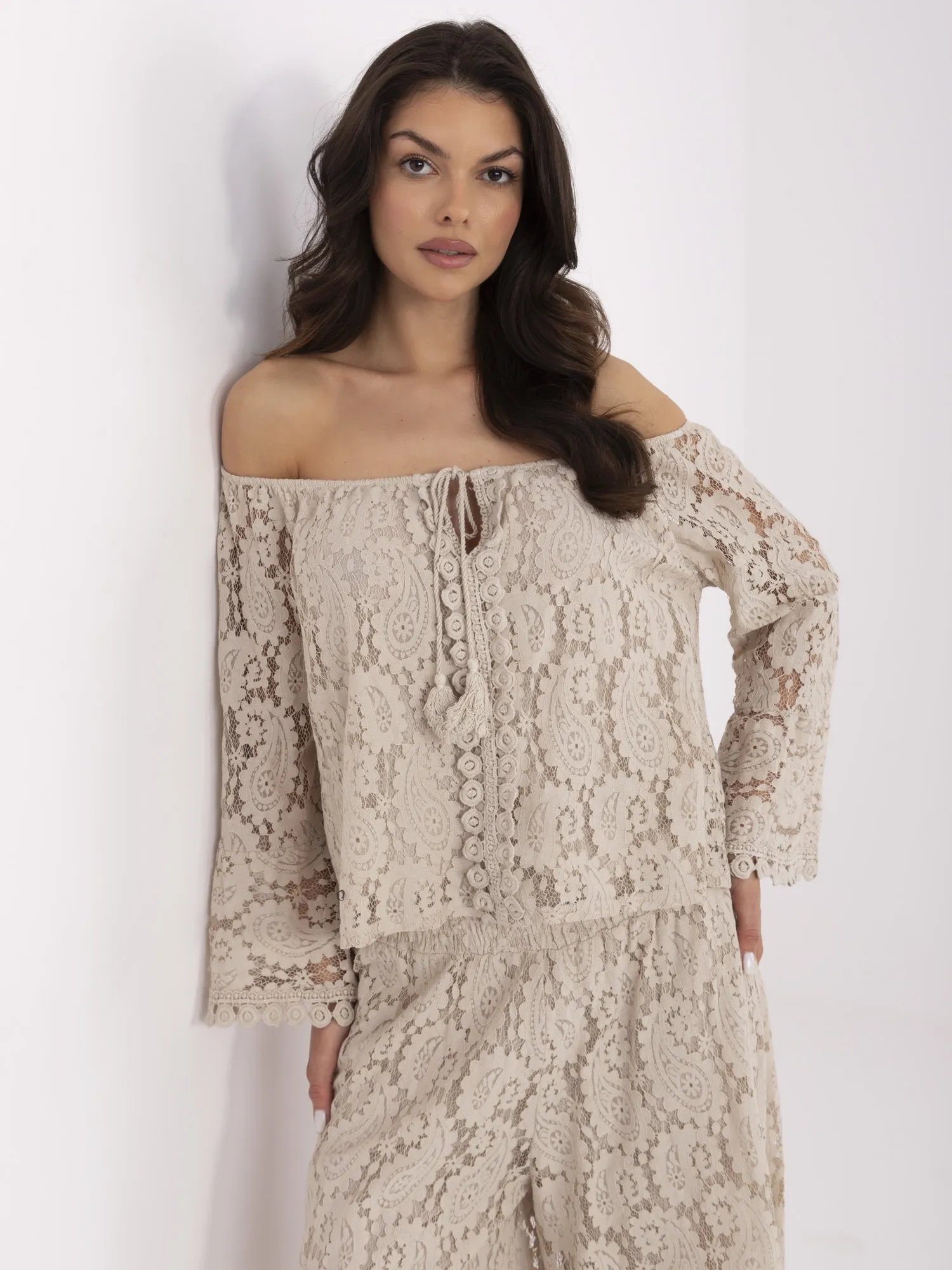 Бежова блуза ITALY MODA - Елегантност и комфорт - Image 2