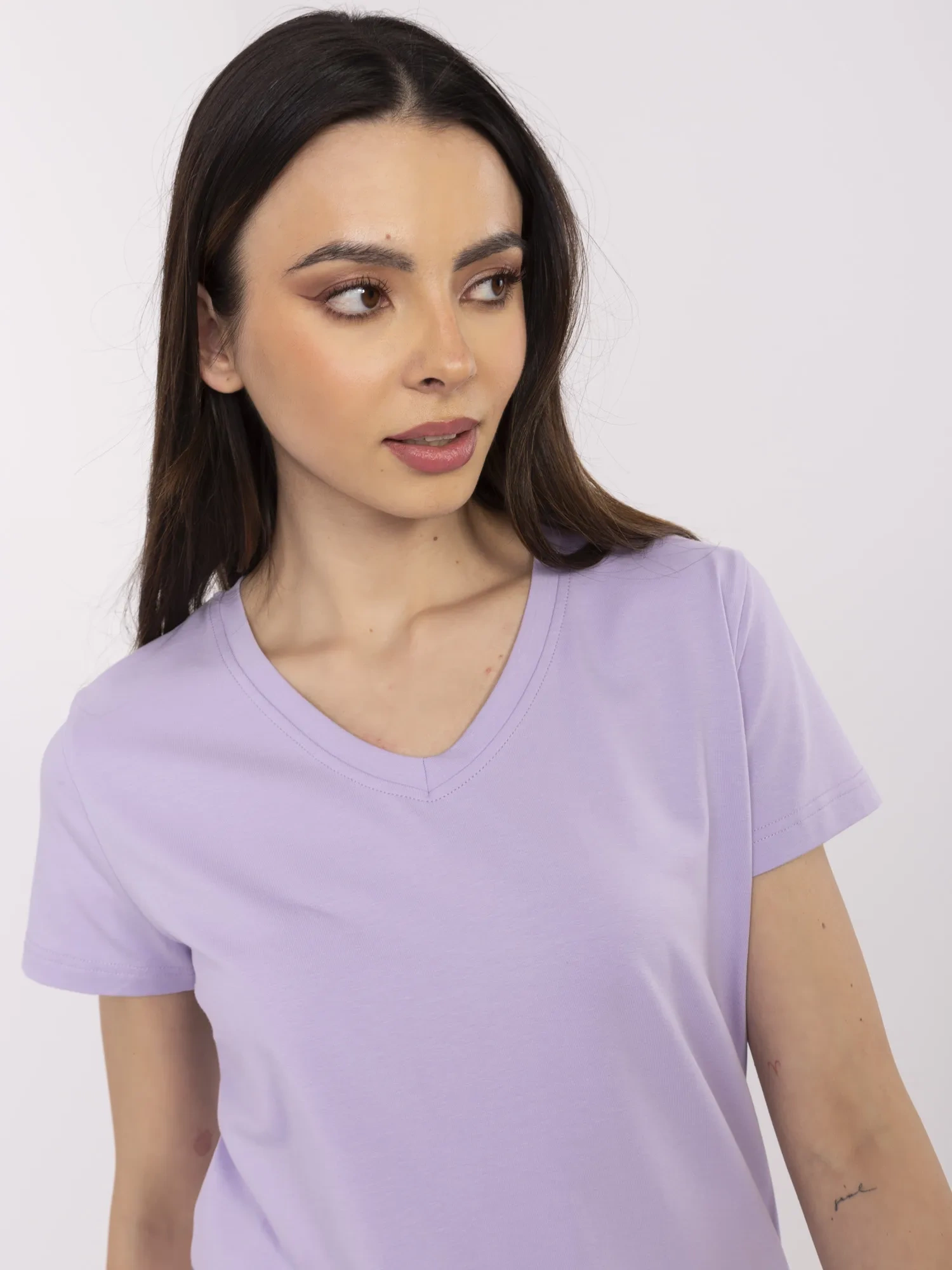 Лилава Тениска BASIC FEEL GOOD - Комфорт и Стил - Image 3