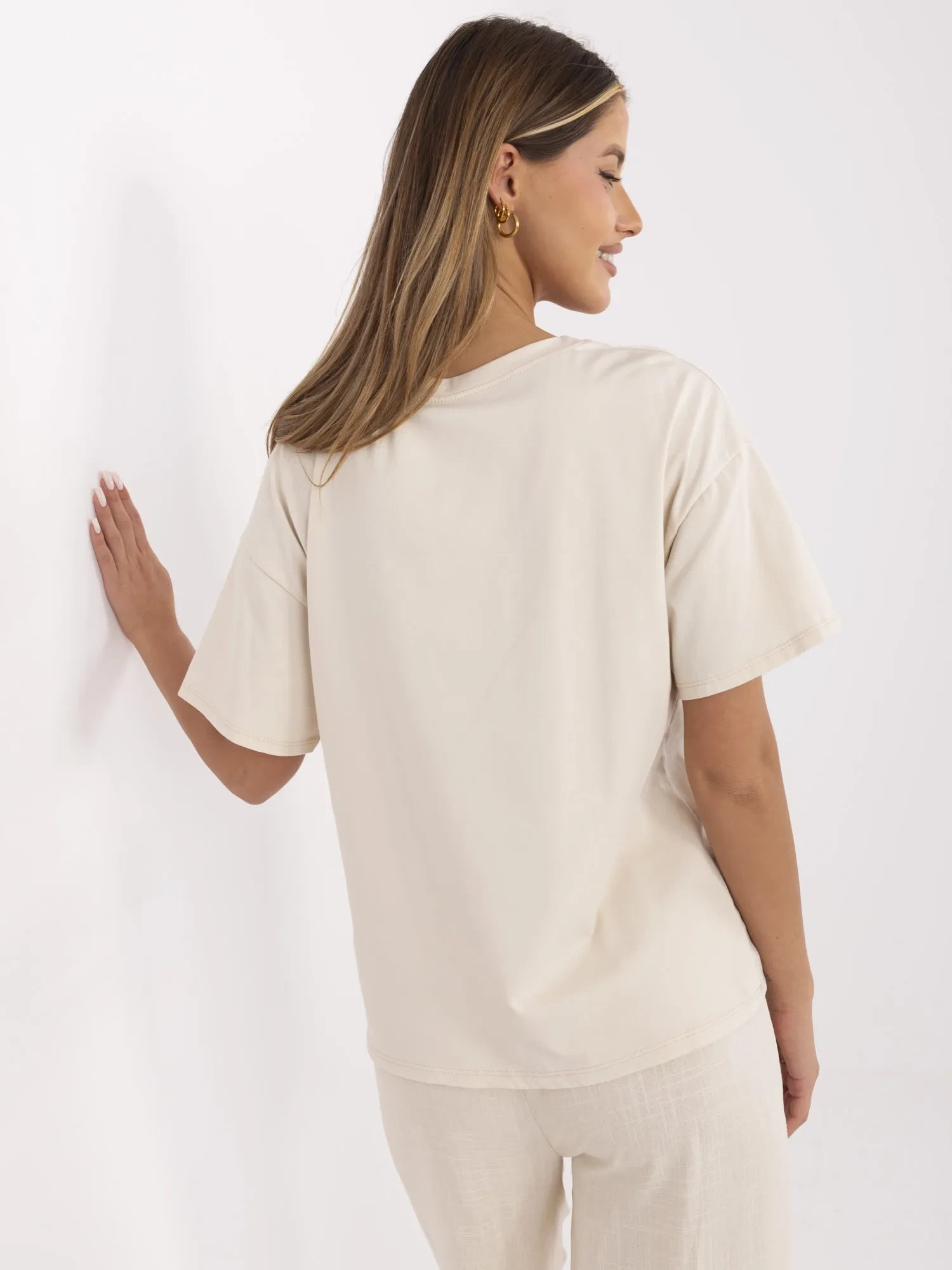 Бежова Тениска ITALY MODA - Елегантност и Комфорт - Image 3