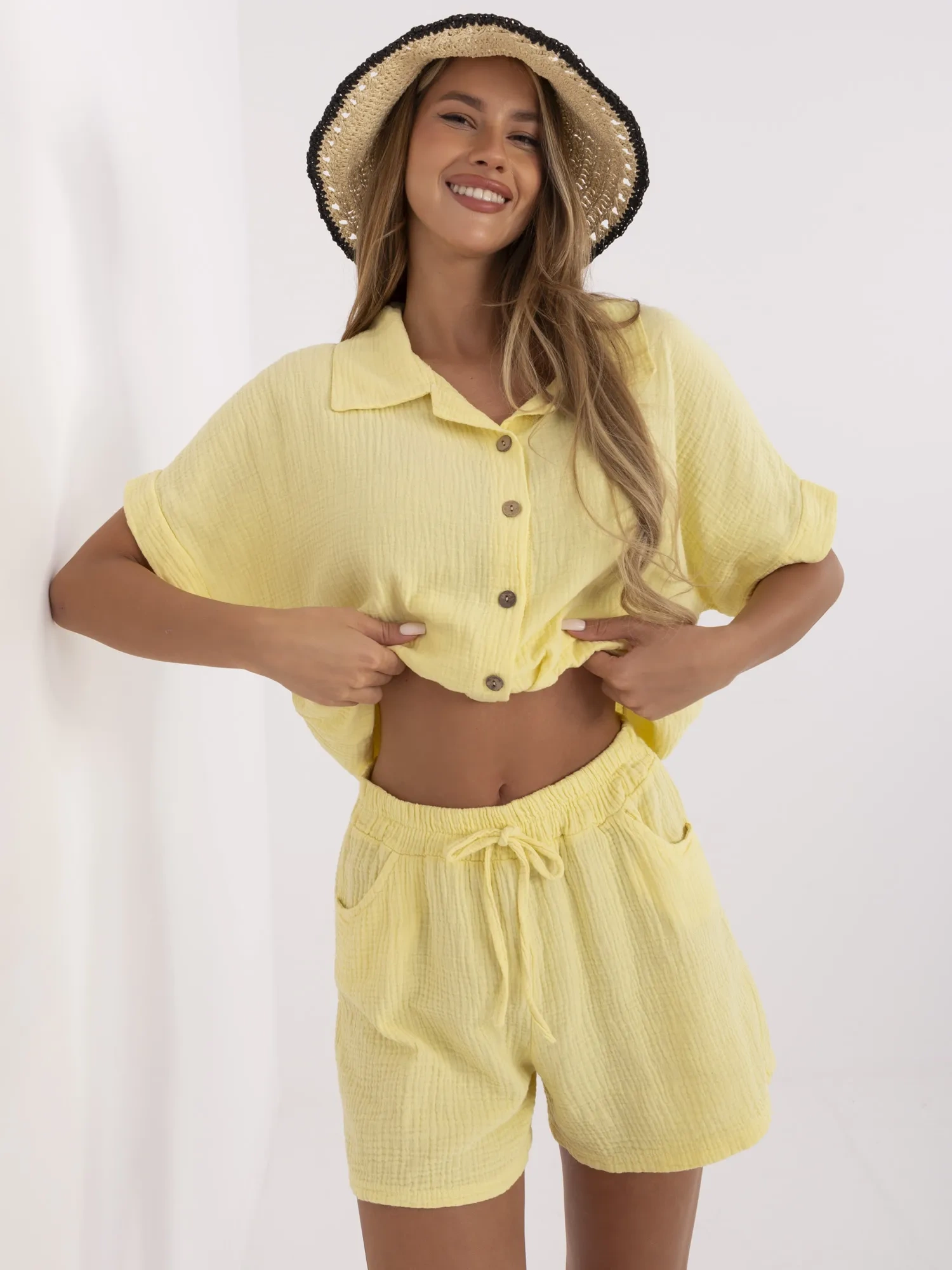 Жълти Шорти ITALY MODA - Лятно Настроение! - Image 3