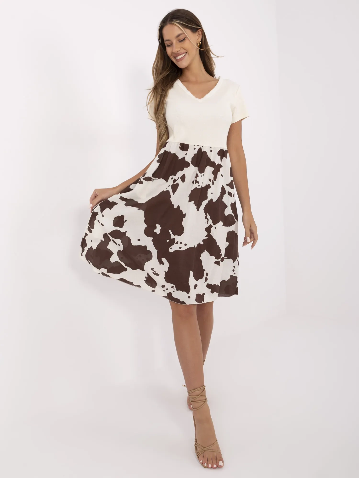 Бежова Рокля ITALY MODA - Елегантност и Комфорт - Image 3