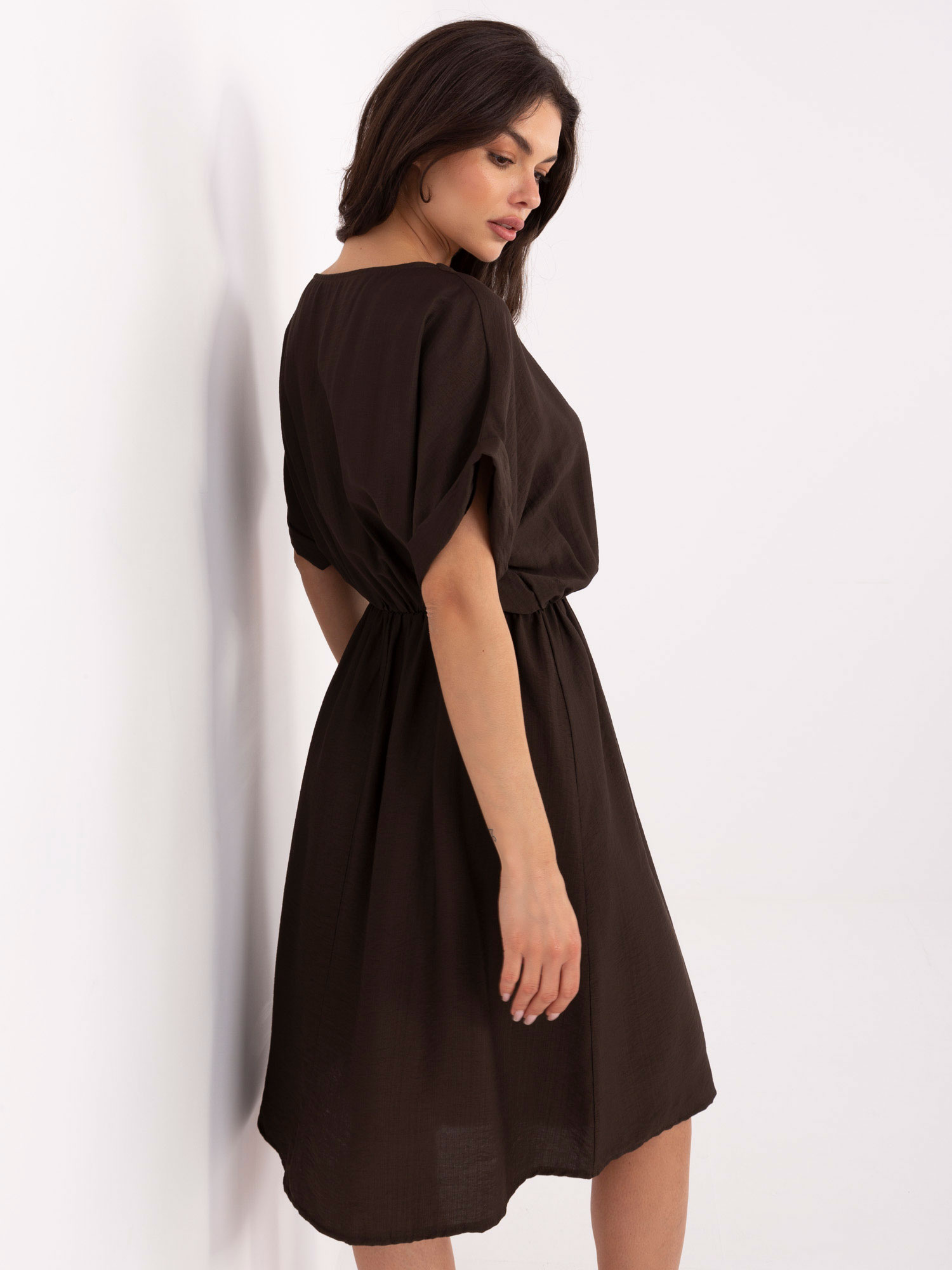 Тъмно Кафява Рокля ITALY MODA - Елегантна и Удобна - Image 4