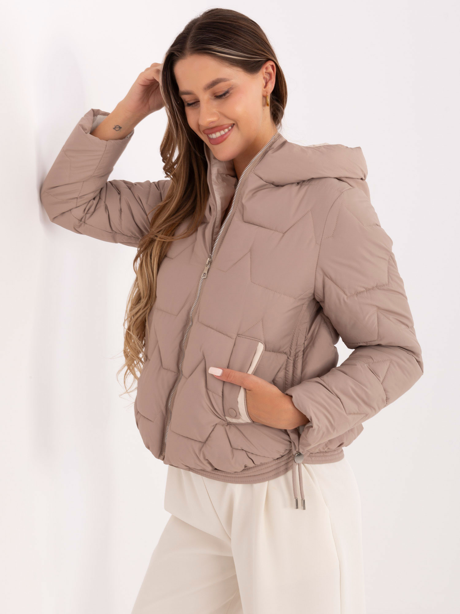 Бежово Яке SHOP SMILE - Елегантност и Комфорт - Image 3