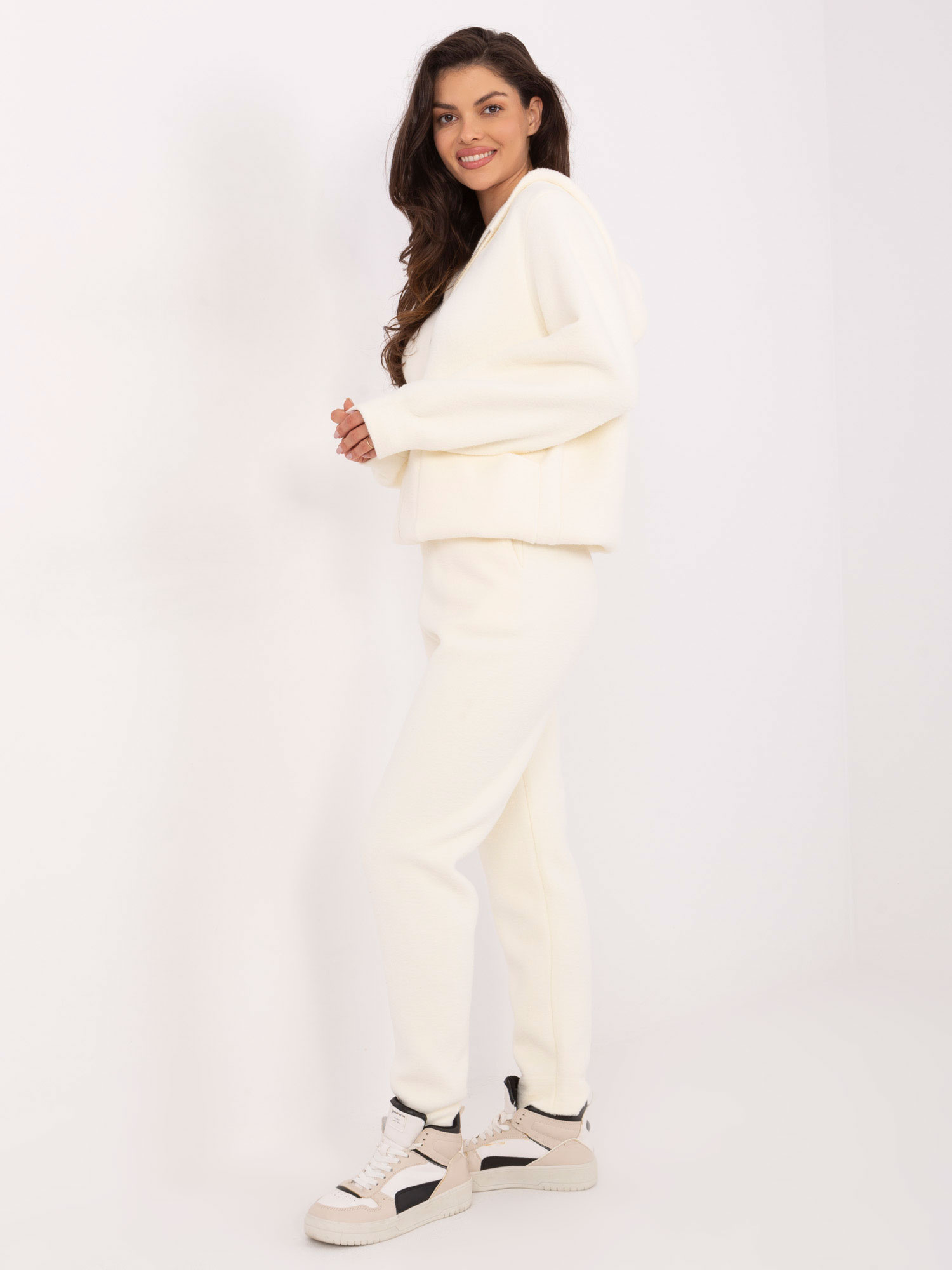 Елегантен Комплект SHOP SMILE Ecru - Луксозен Комфорт - Image 3