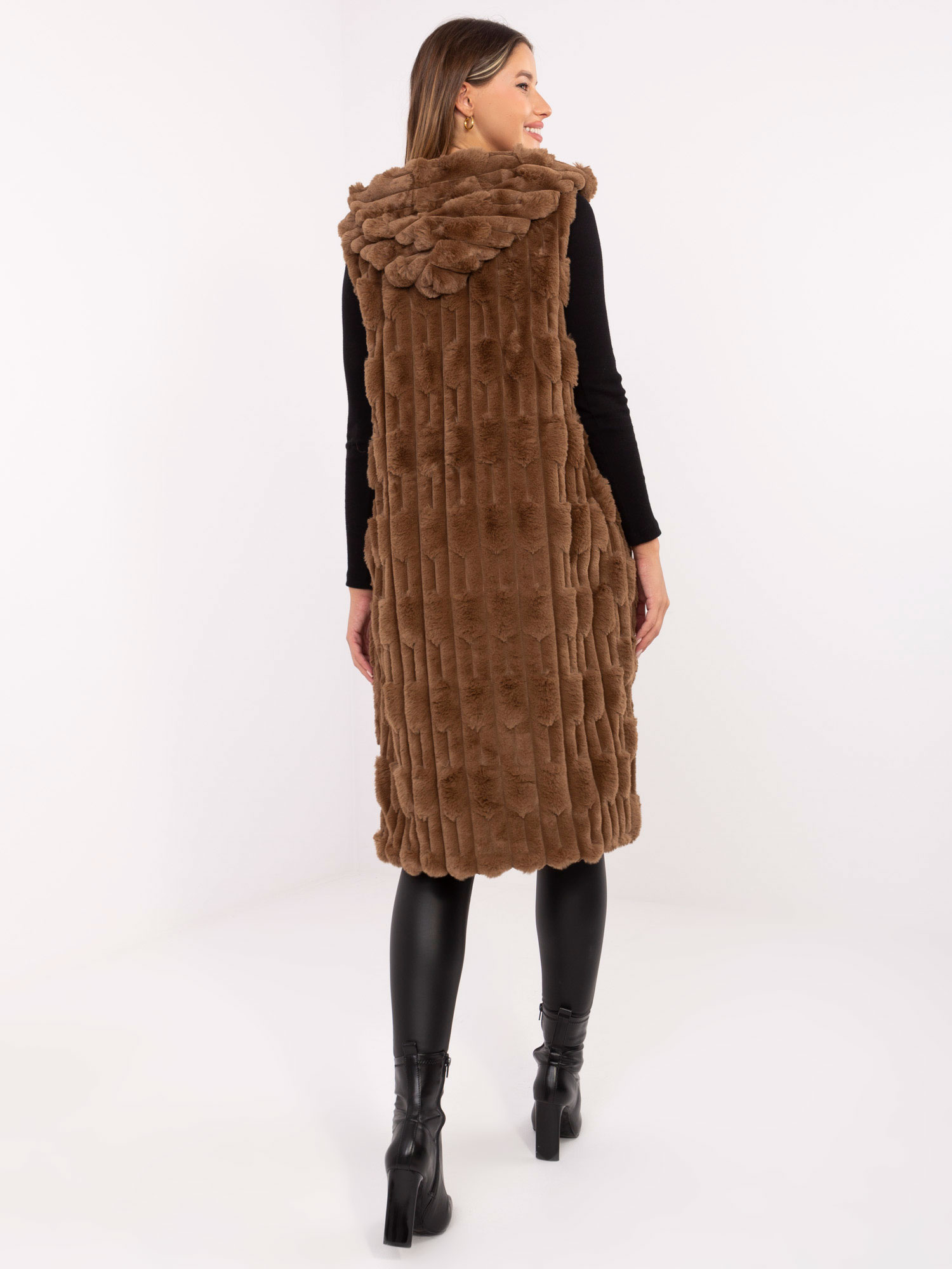 Бежова Жилетка Wool Fashion Italia - Елегантност - Image 2