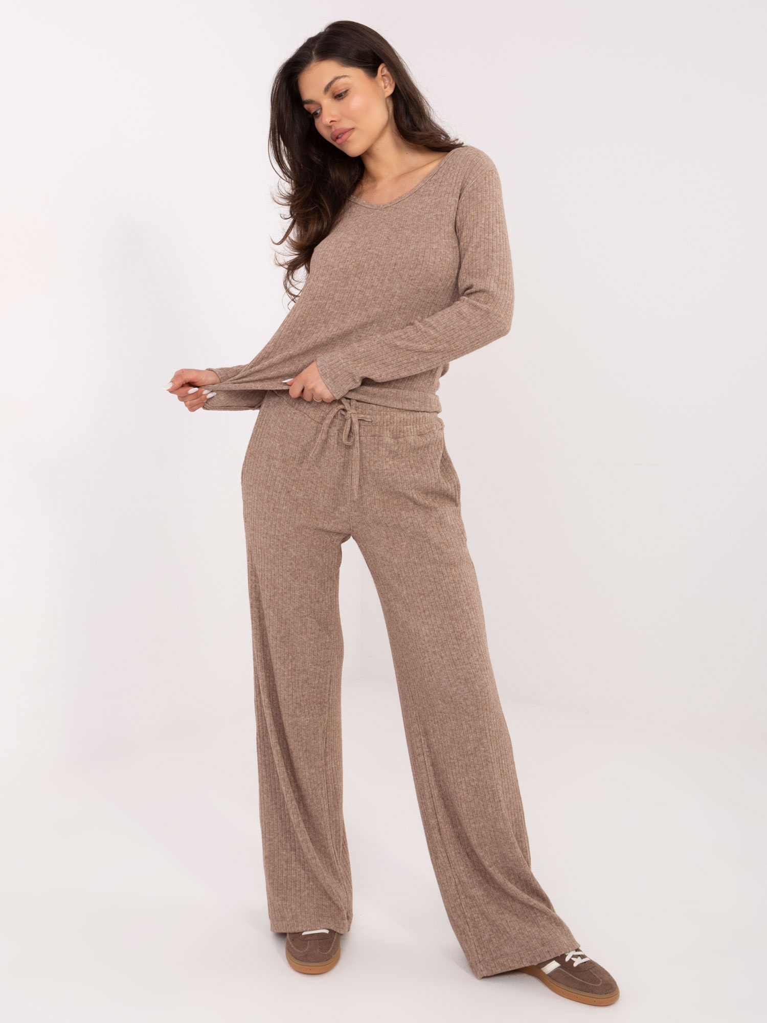 Бежов пуловер SHOP SMILE - Елегантен комфорт - Image 5