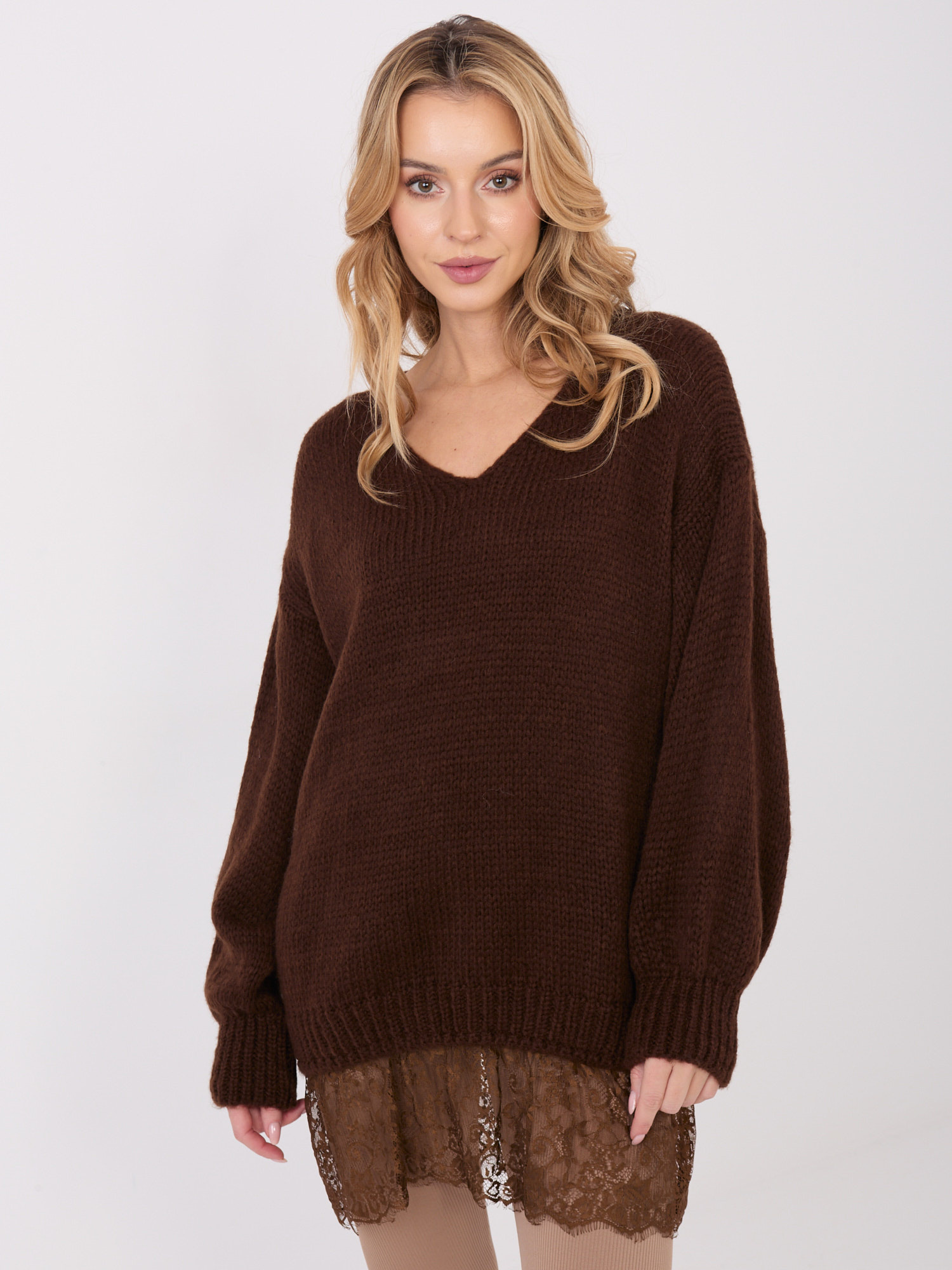 Шик Кафяв Пуловер SHOP SMILE - Модерна Елегантност - Image 2