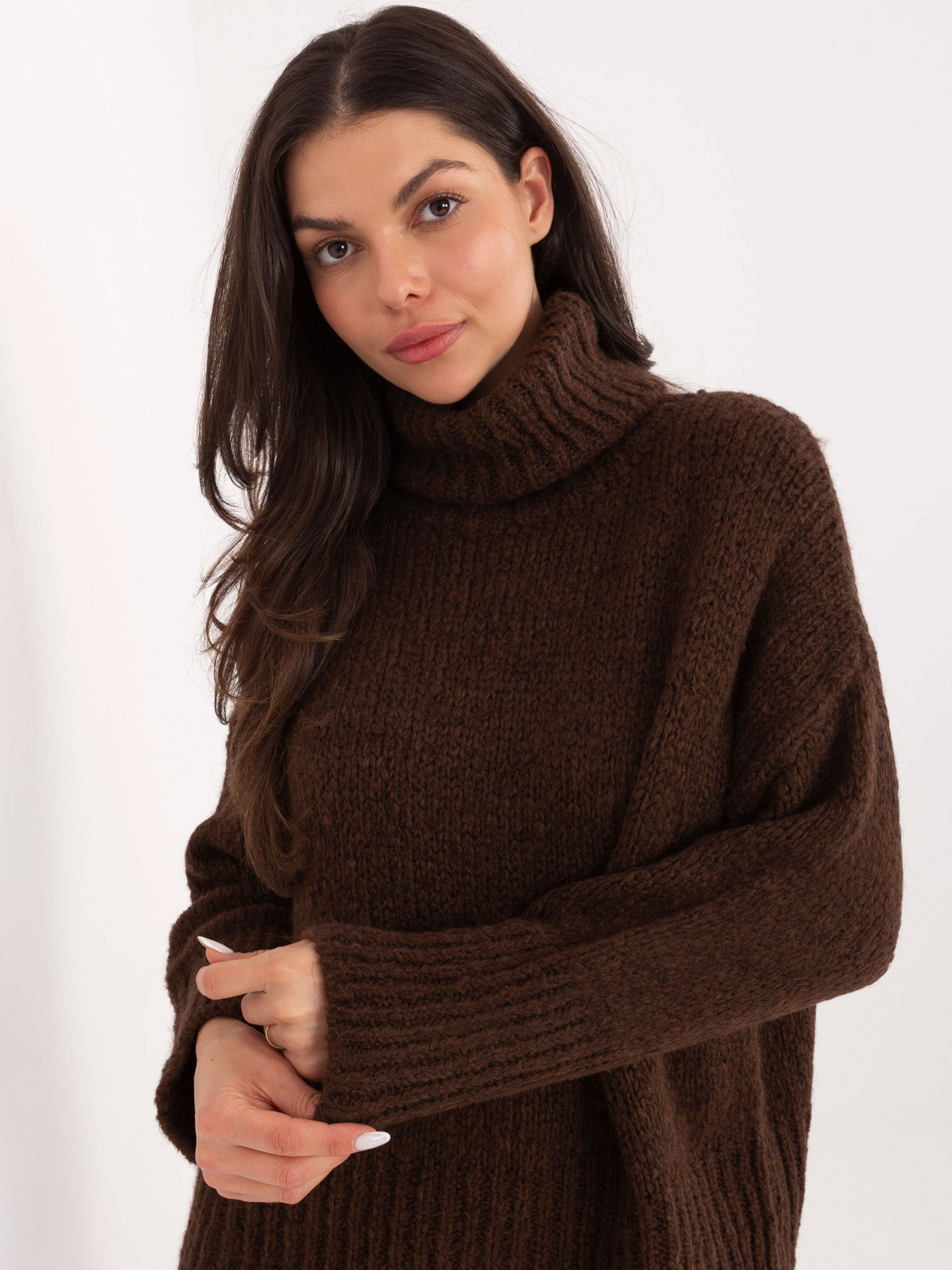 Топъл Кафяв Пуловер SHOP SMILE - Елегантен Комфорт - Image 4