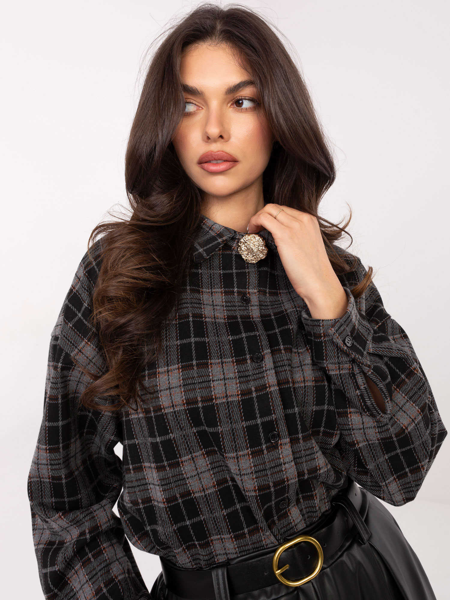 Черна риза ITALY MODA - елегантна и стилна - Image 5