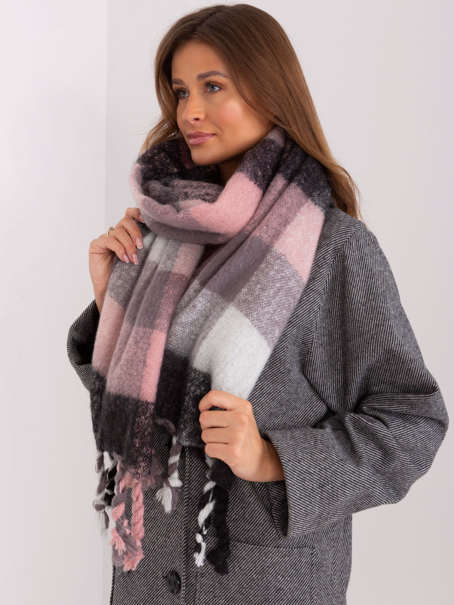Розов Шал Wool Fashion Italia - Елегантност - Image 2