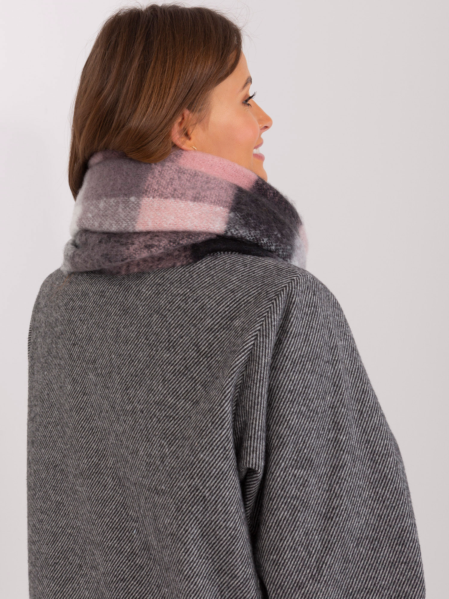 Розов Шал Wool Fashion Italia - Елегантност