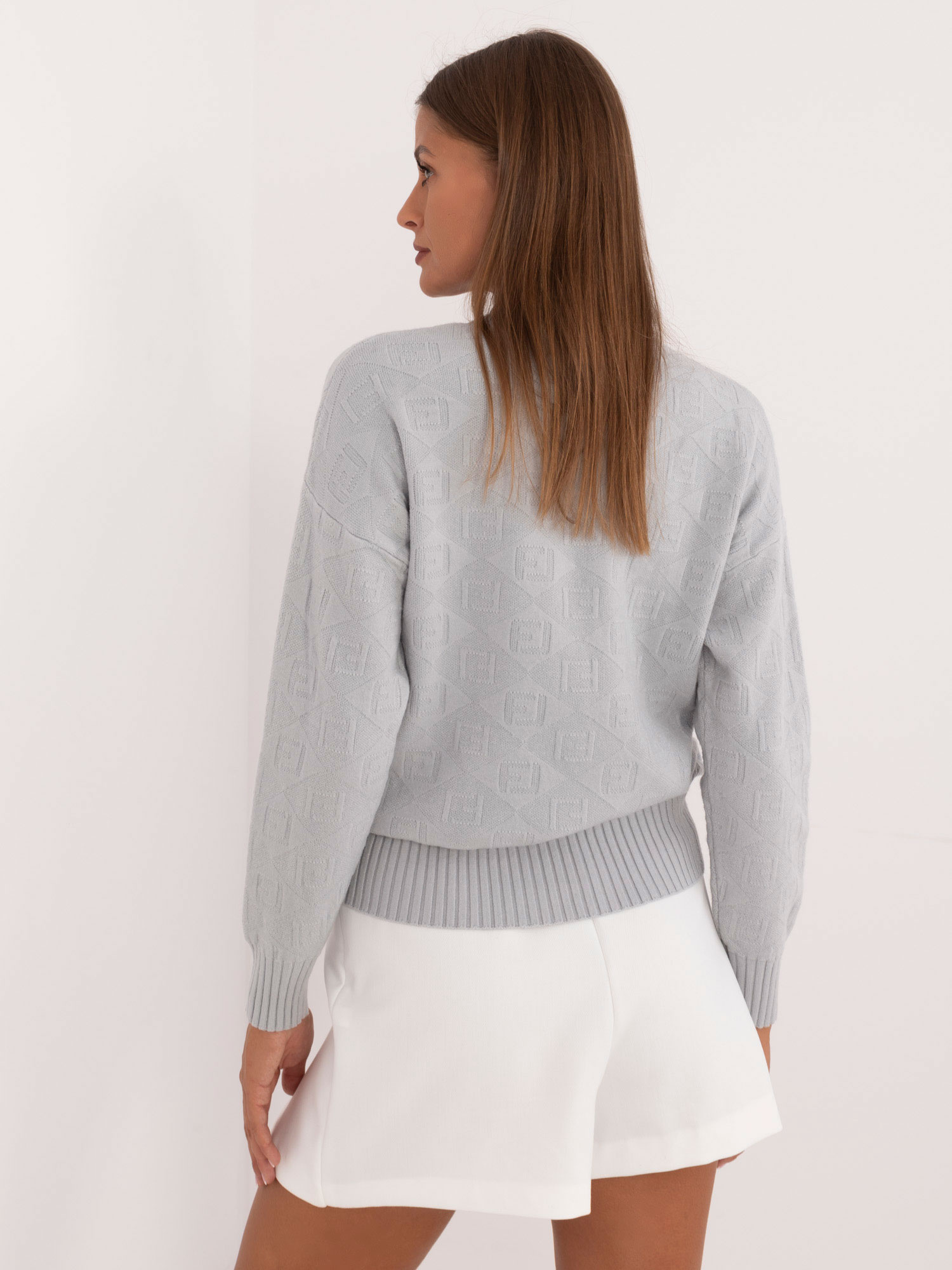Италиански пуловер WOOL FASHION сив - елегантност - Image 3