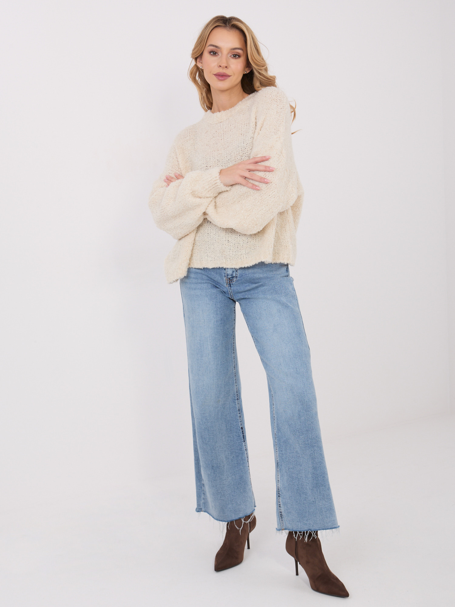 Бежов Пуловер SHOP SMILE - Елегантност и Комфорт - Image 2