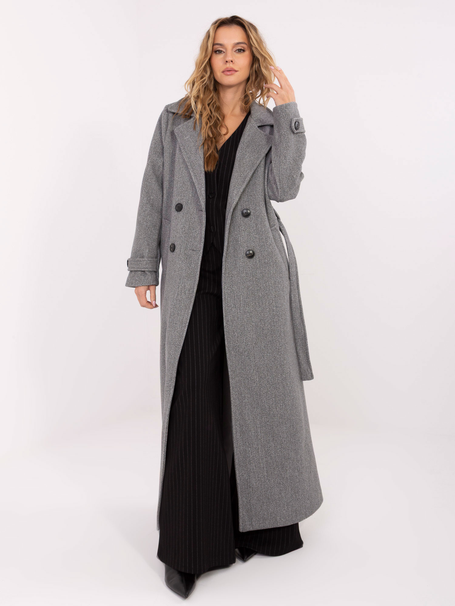 Сиво Палто SHOP SMILE - Елегантност и Комфорт - Image 3