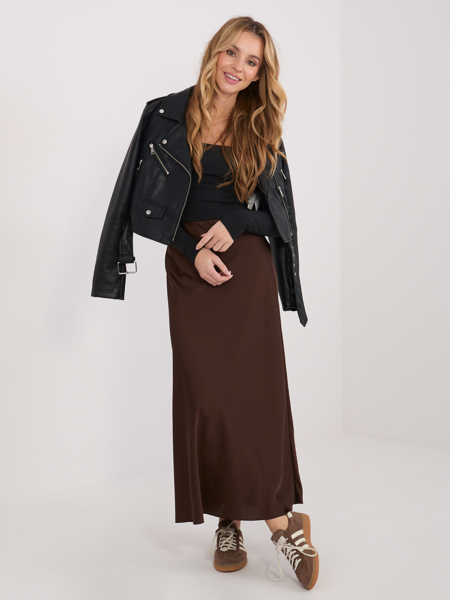 Черна блуза SHOP SMILE - Елегантна и стилна - Image 2