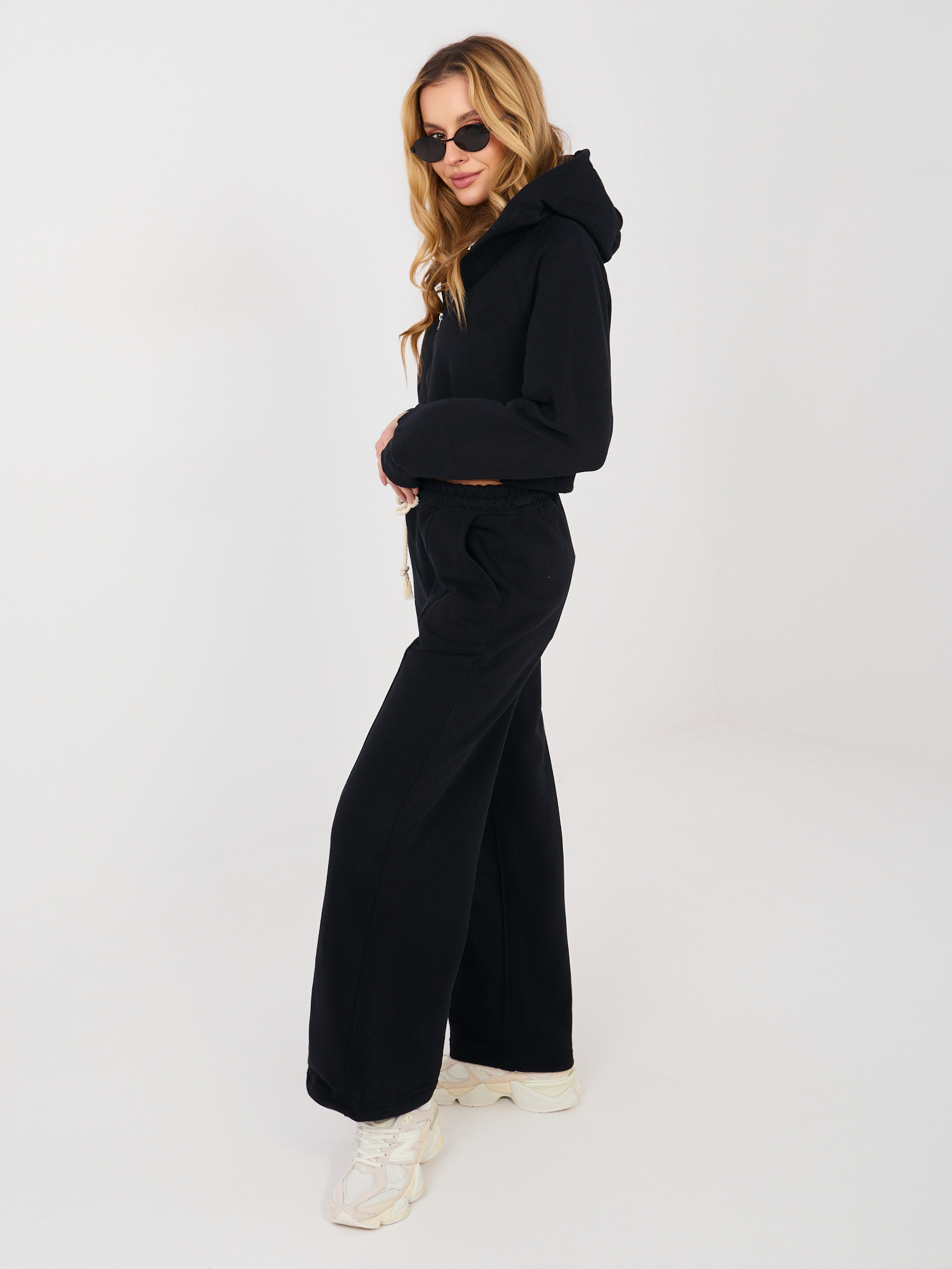 Черен Комплект SHOP SMILE - Стилен и Удобен - Image 6