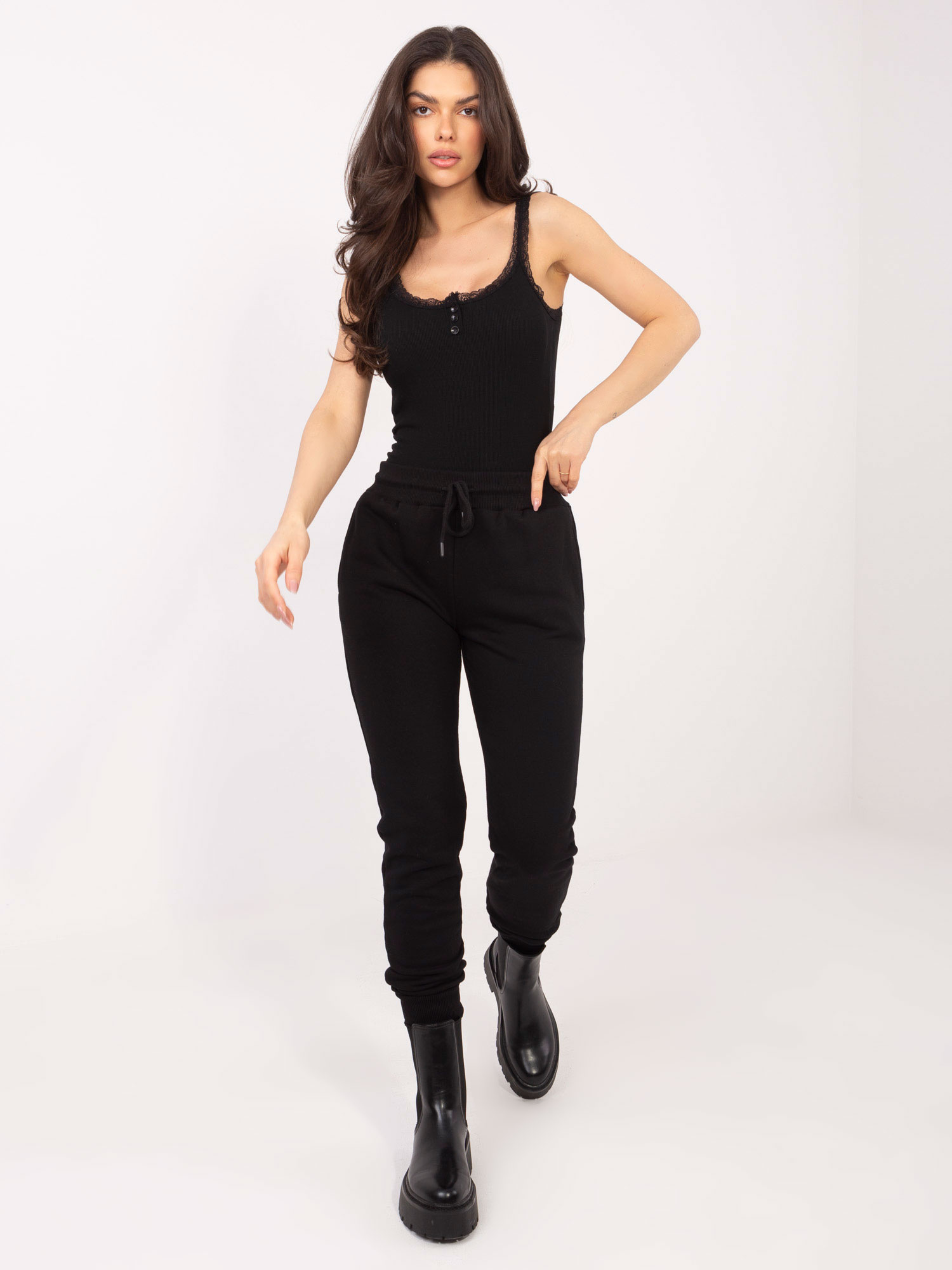 Черен Топ SHOP SMILE - Елегантност и Комфорт - Image 4