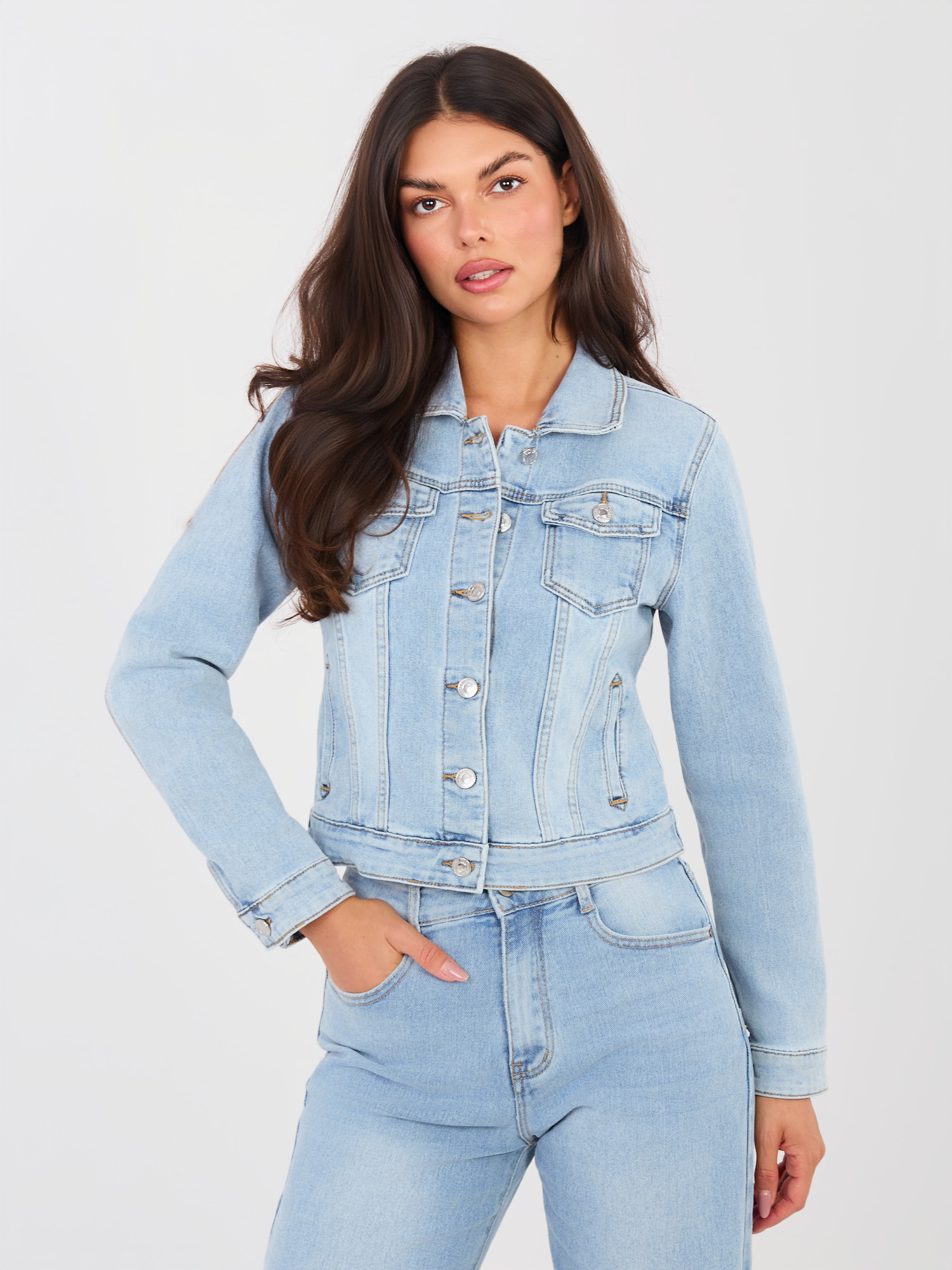 Светлосиньо Яке Re-Dress - Елегантност и Комфорт - Image 2