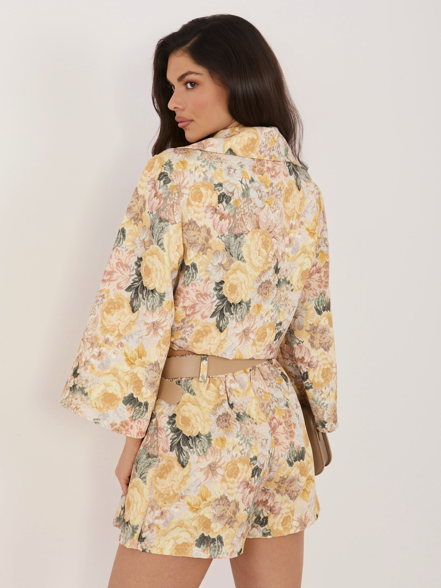 Жълти Италиански Шорти ITALY MODA - Image 4